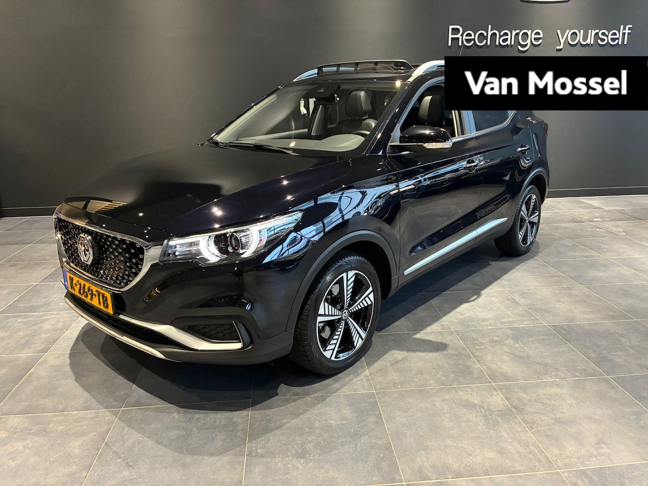 MG MG ZS EV - Luxury 45 kWh | Camera achter | Carplay | Kunstleder interieur | automatische stoelverstel - AutoWereld.nl