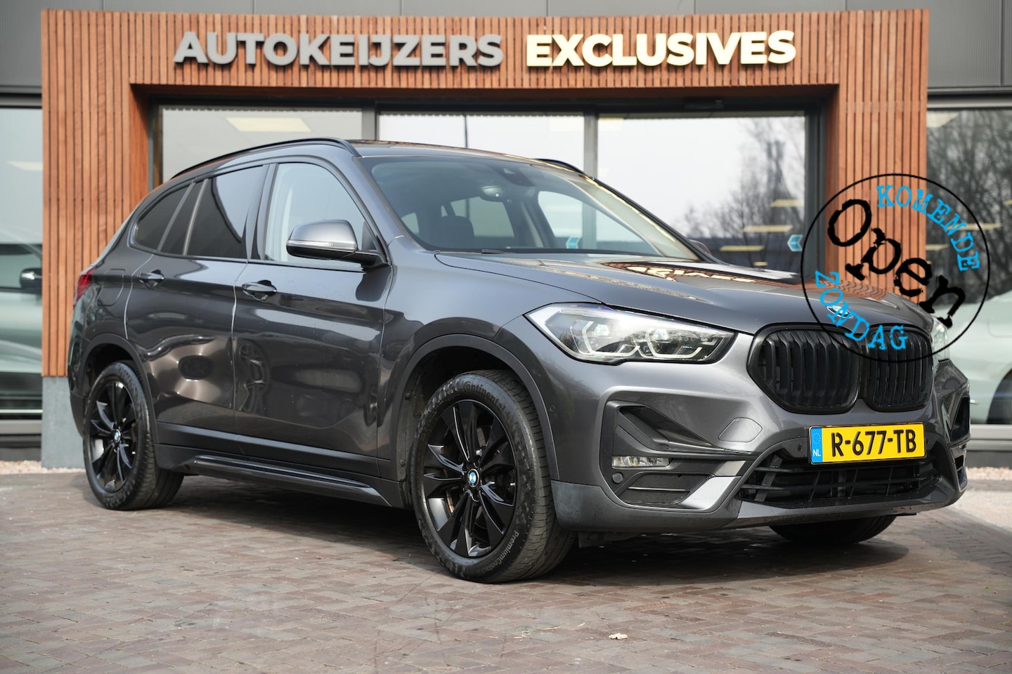 BMW X1 - xDrive25e High Executive Panoramadak Adapt Cruise Headup Harman/Kardon Memory - AutoWereld.nl