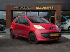 Peugeot 107 - 1.0-12V XR