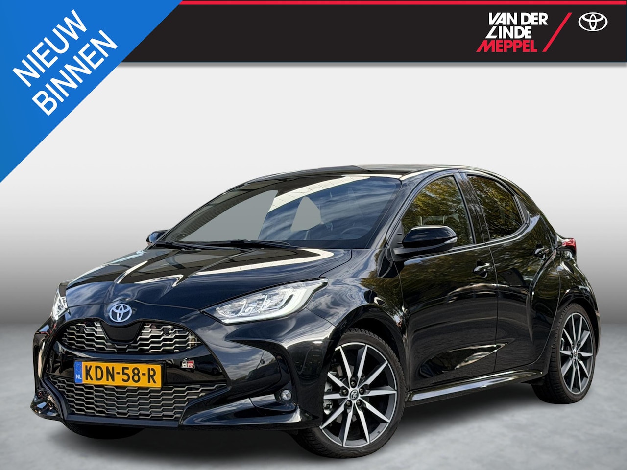 Toyota Yaris - 1.5 Hybrid 130 GR SPORT Plus Pack Panodak NL - AutoWereld.nl