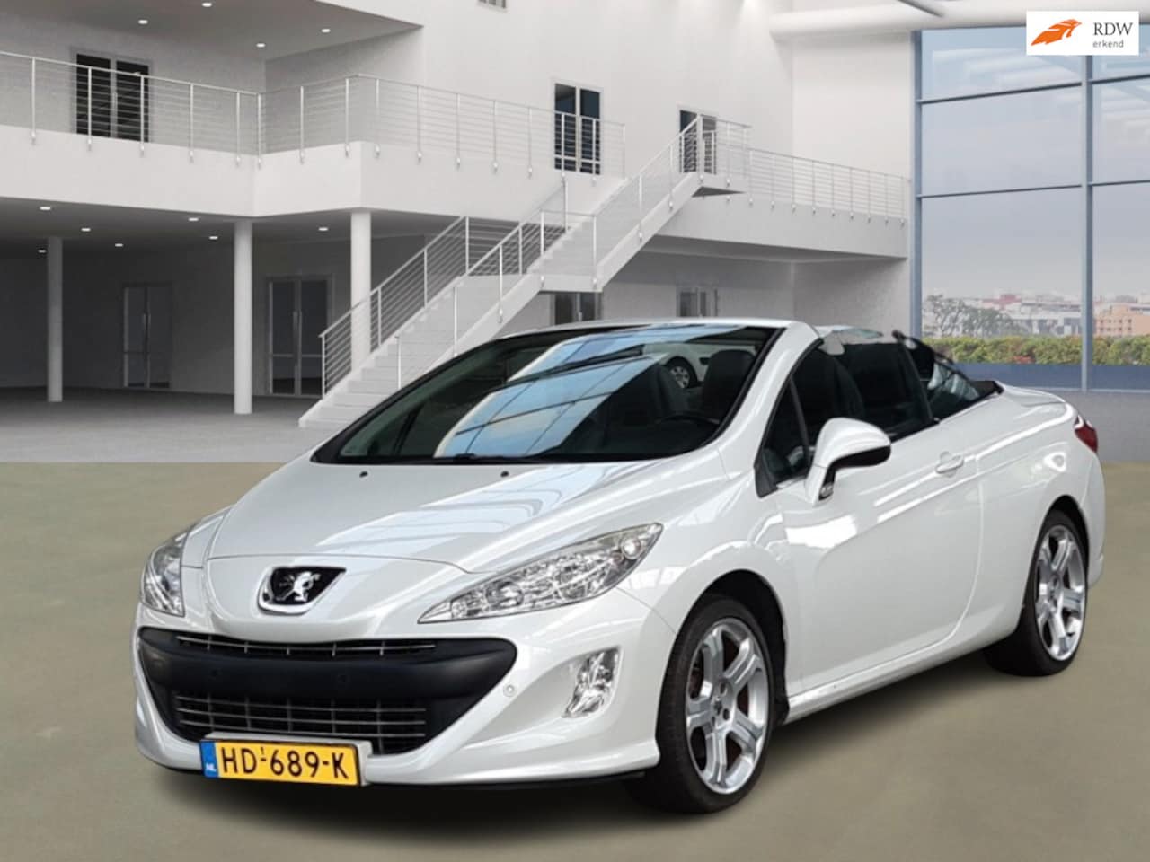 Peugeot 308 CC - 1.6 THP Noir & Blanc CABRIO PSENSOR LEDER CRUISE 2 X SLEUTELS - AutoWereld.nl