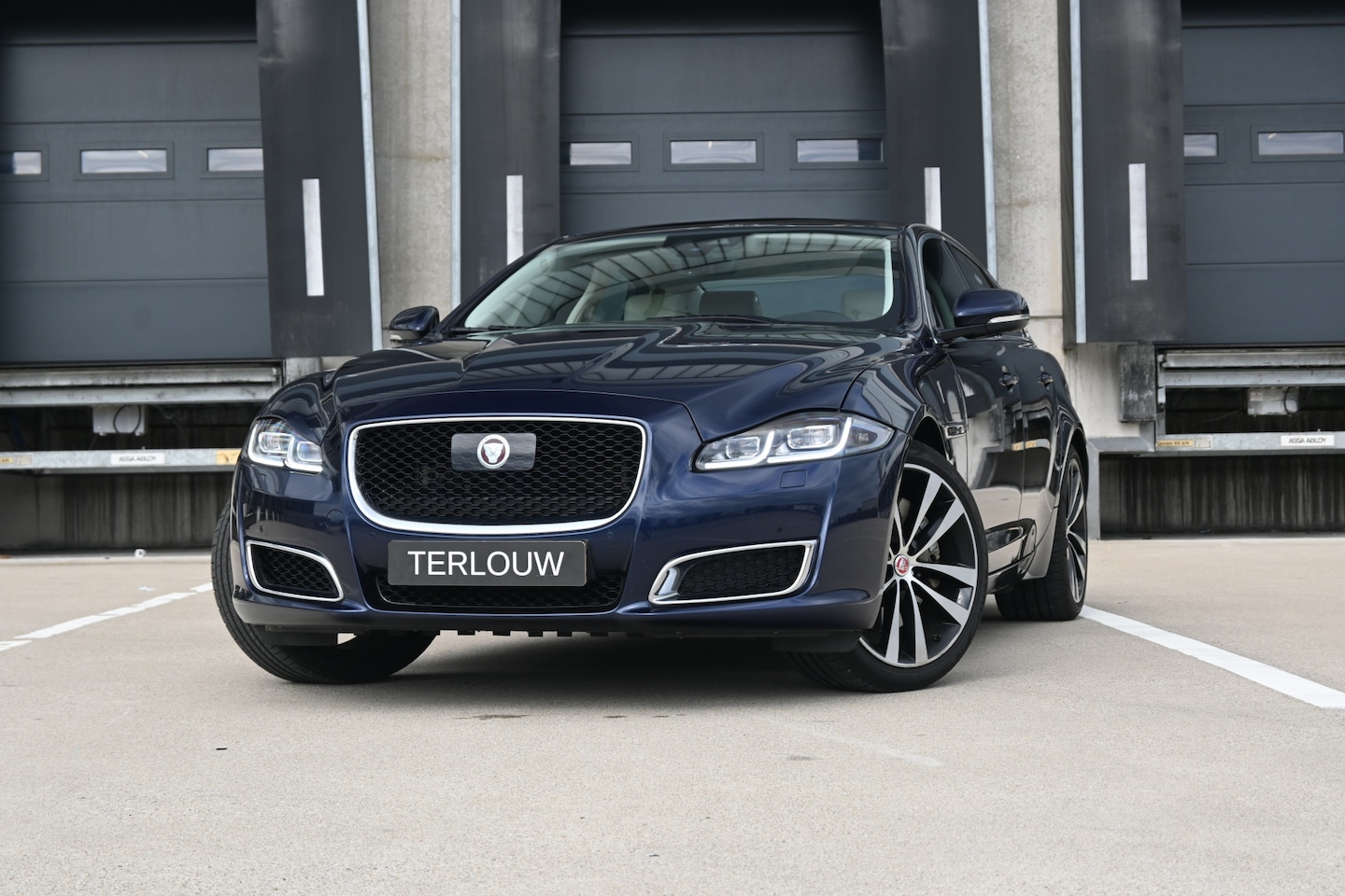 Jaguar XJ - 3.0 D 50 3.0 D 50 - AutoWereld.nl