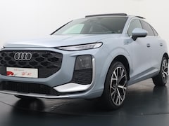 Audi Q3 Sportback - 1.5 e-hybrid S edition | SoH 94% | Panoramadak | Matrix LED | Head-up display | Top view 3