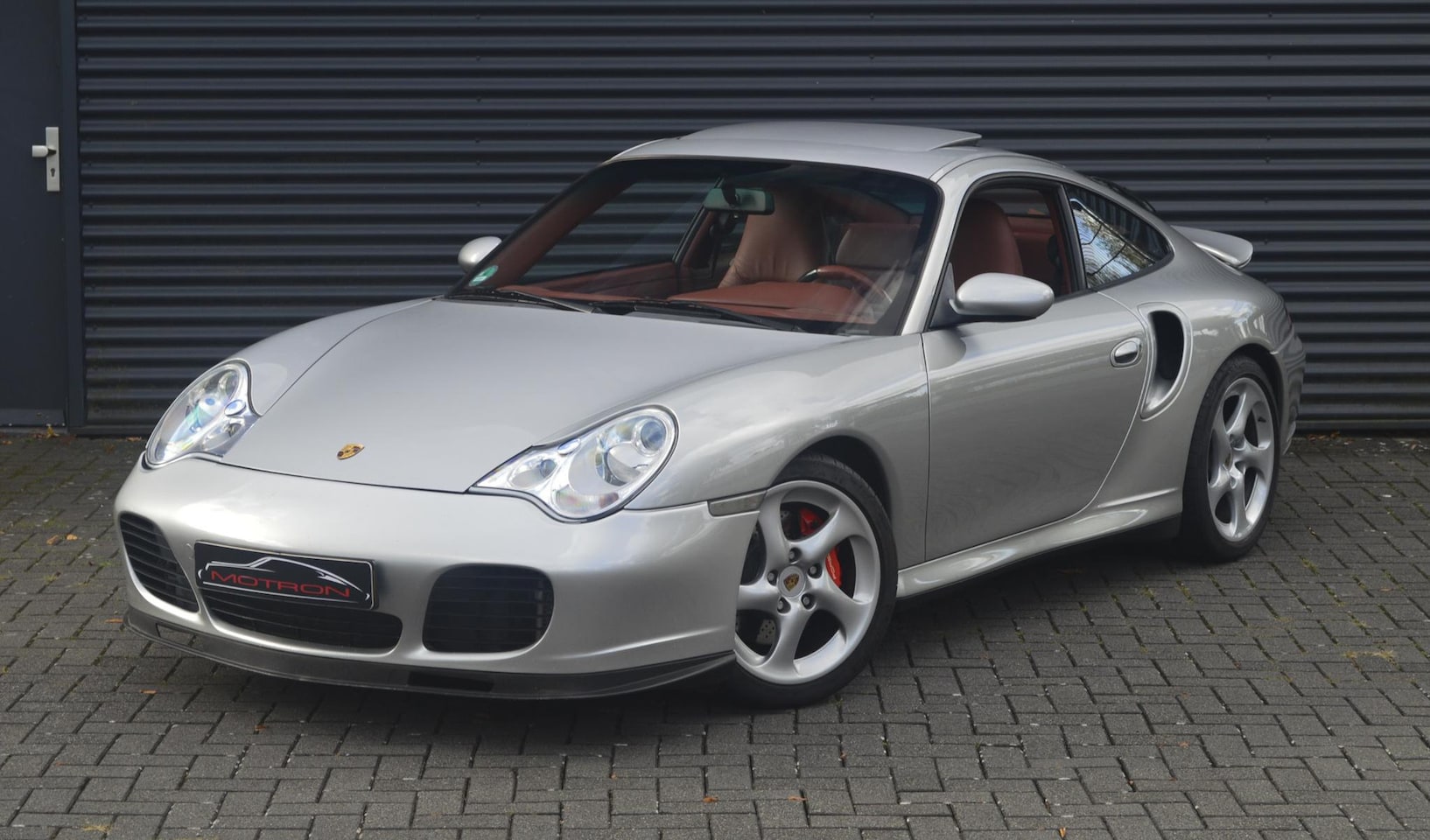 Porsche 911 - 996 3.6 Turbo - AutoWereld.nl