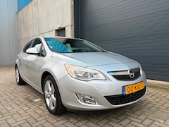 Opel Astra - 1.6i Edition AIRCO NAP APK 2010
