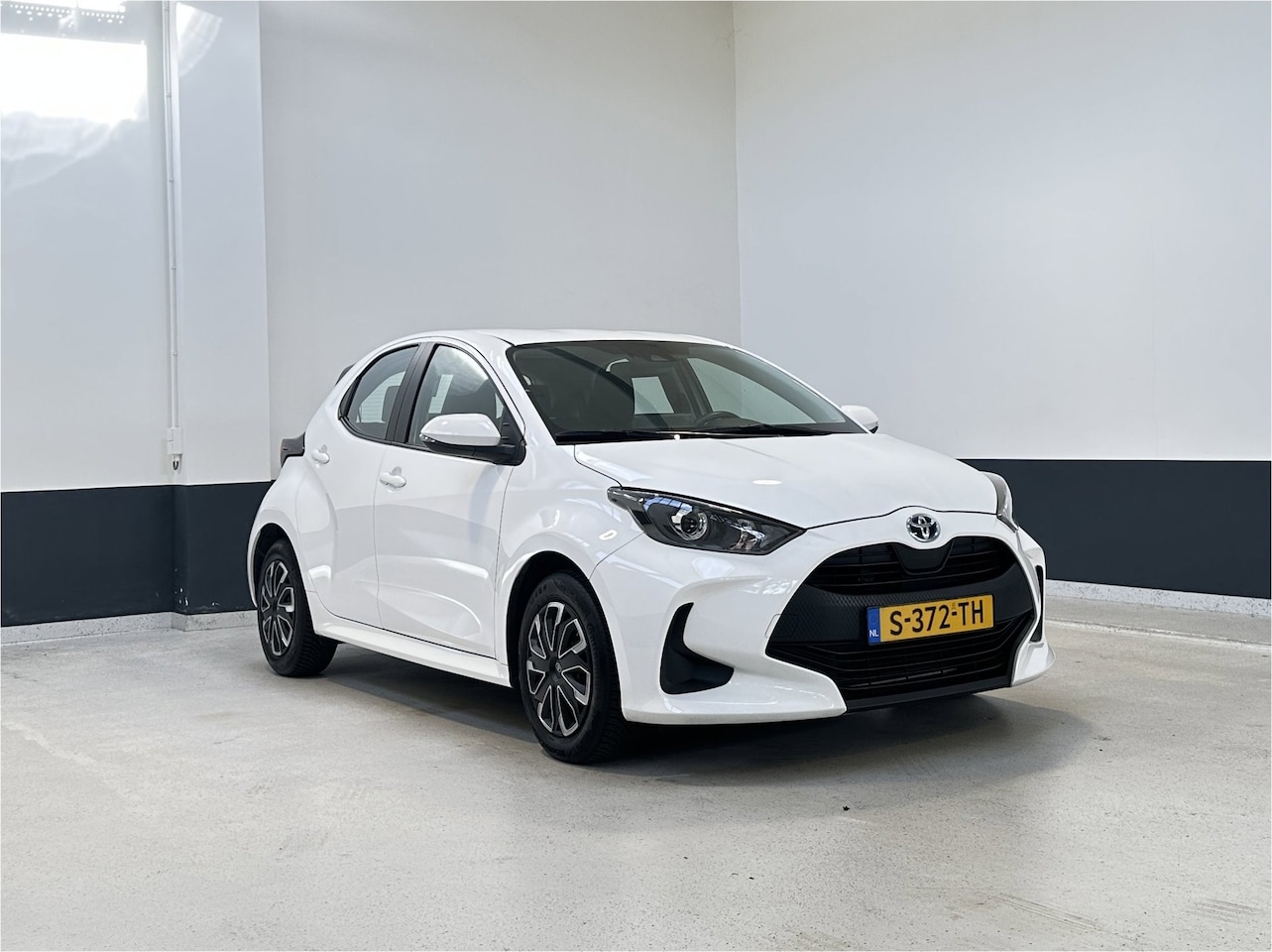 Toyota Yaris - 1.5 Hybrid Active | Camera | Carplay/ Android Auto| NL | 1 EIg| - AutoWereld.nl