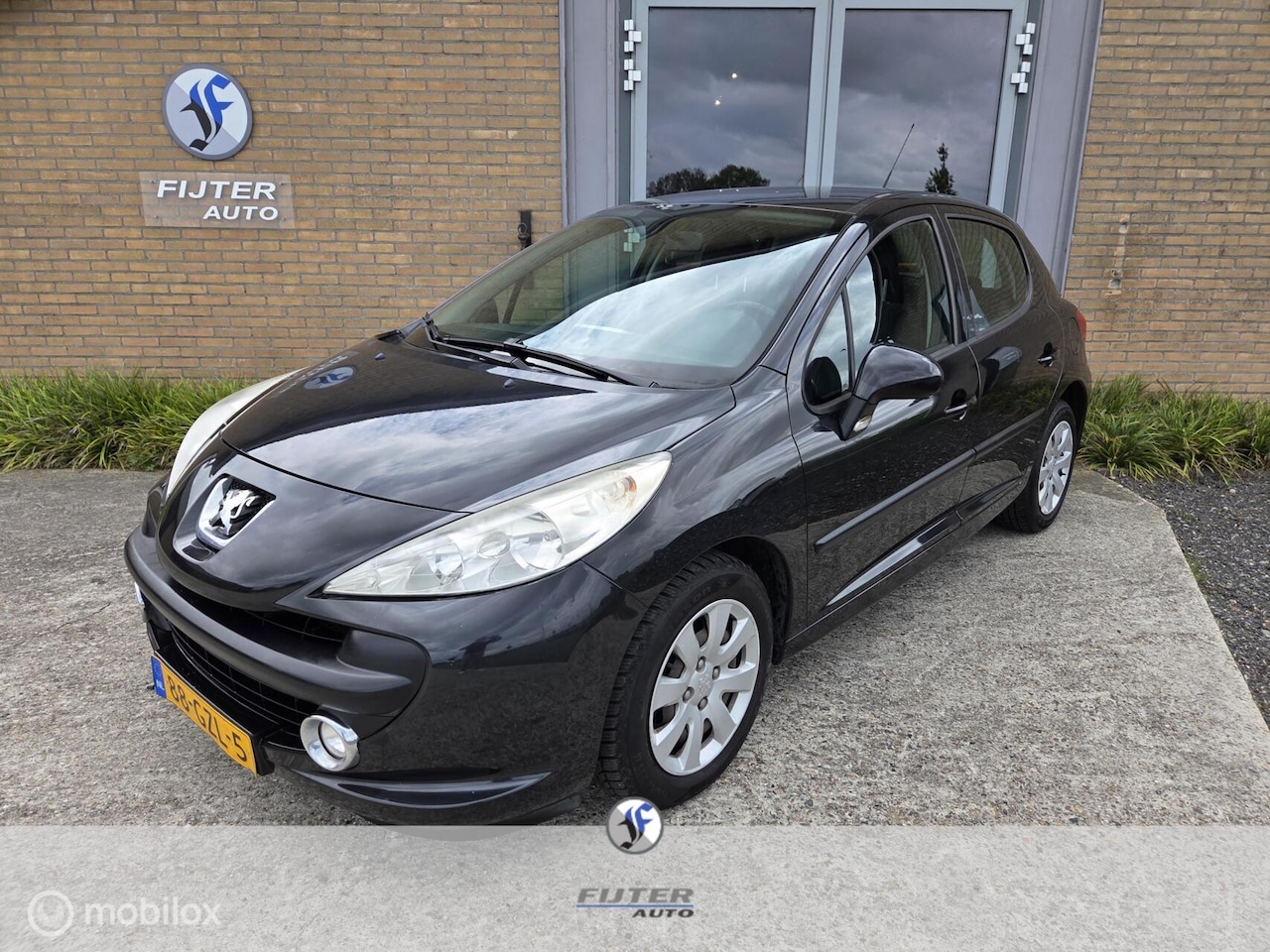 Peugeot 207 - 1.4-61V XS 5Drs Airco - AutoWereld.nl