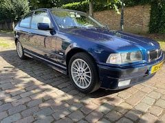 BMW 3-serie Compact - 316i Executive 28800km! Nieuwstaat, schuif-kantel dak, Individual kleur
