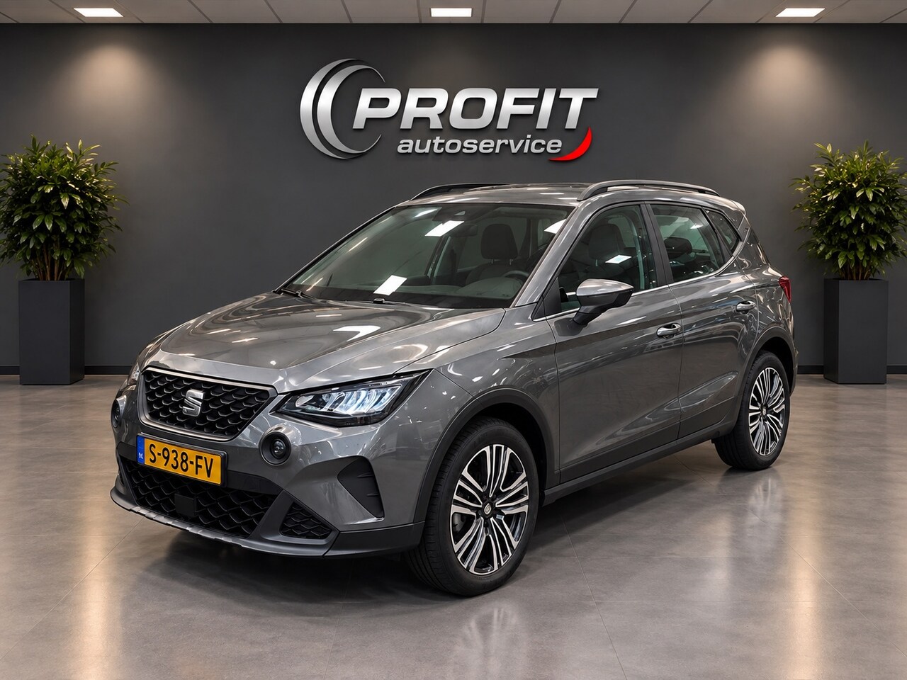 SEAT Arona - 1.0 TSI Style / LM Velgen / Carplay / Uitmuntende staat! - AutoWereld.nl