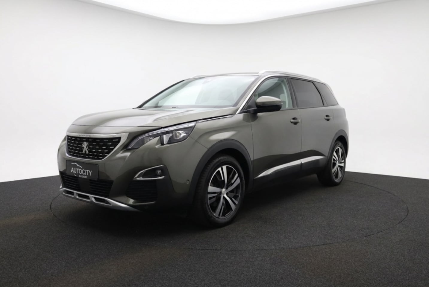 Peugeot 5008 - 1.2 Allure Business 131PK EAT8 Panoramadak | Distributieriem v.v. | Carplay - AutoWereld.nl