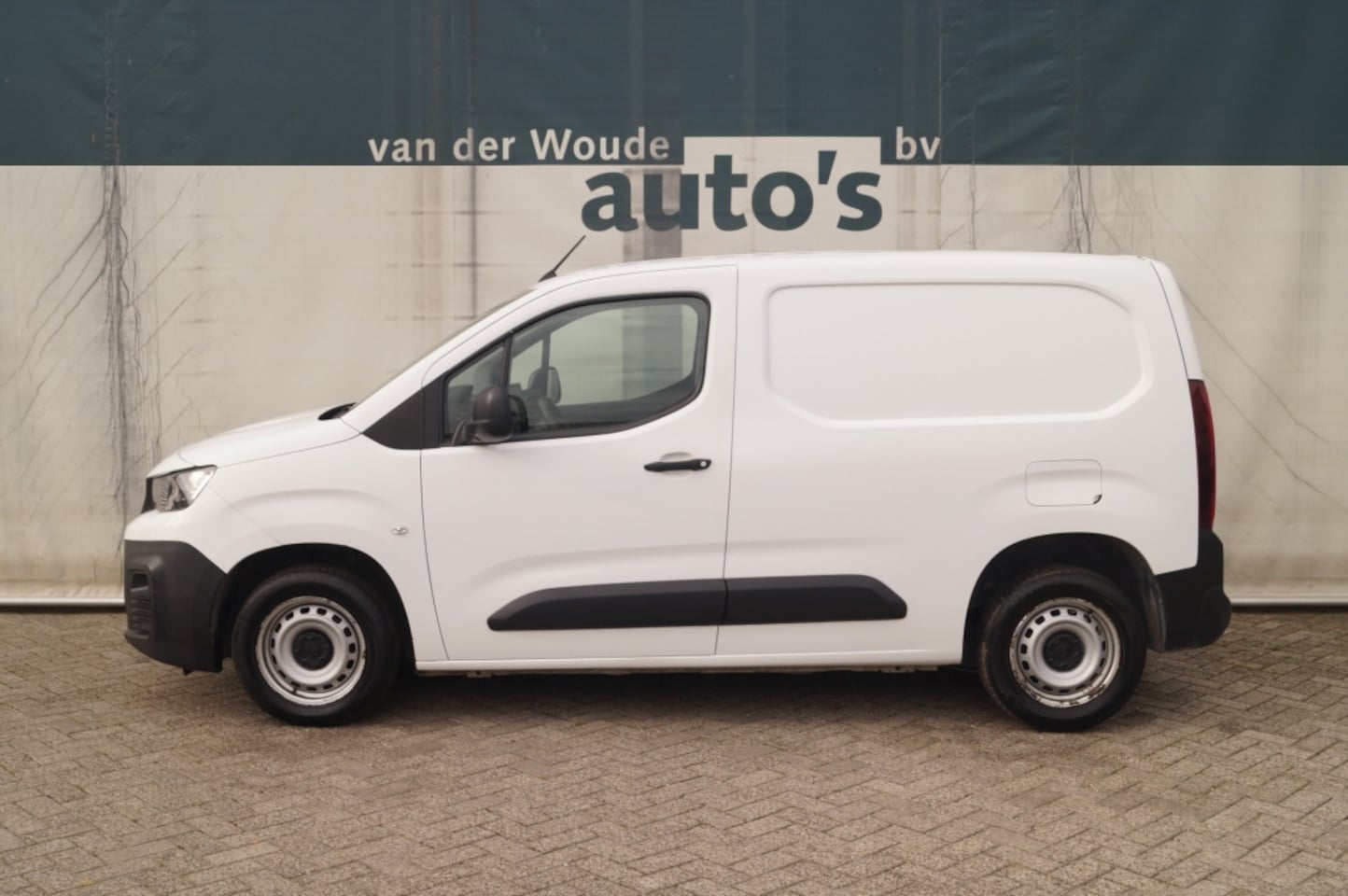 Peugeot Partner - 1.5 BlueHDI Premium -AIRCO-PDC-CARPLAY- - AutoWereld.nl