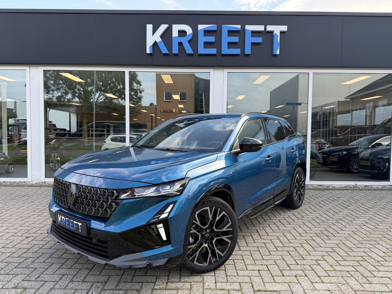 Renault Austral - 1.2 E-Tech full hybrid 200 esprit Alpine Blauw! - AutoWereld.nl