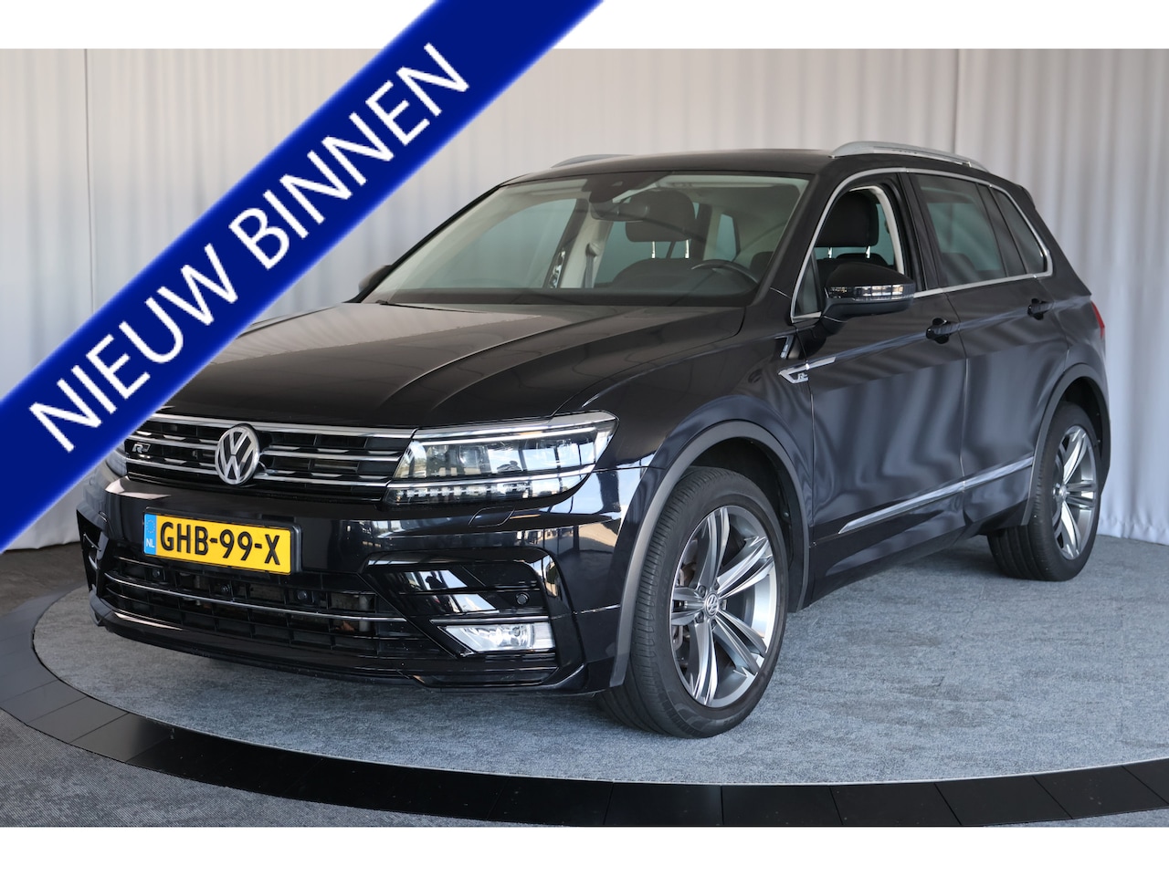 Volkswagen Tiguan - 2.0 TSI 4Motion Highline 2.0 TSI 4Motion Highline, 360 Camera, Carplay - AutoWereld.nl
