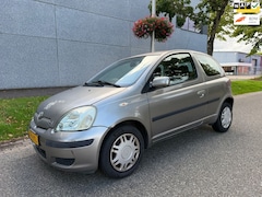 Toyota Yaris - 1.3 VVT-i Idols