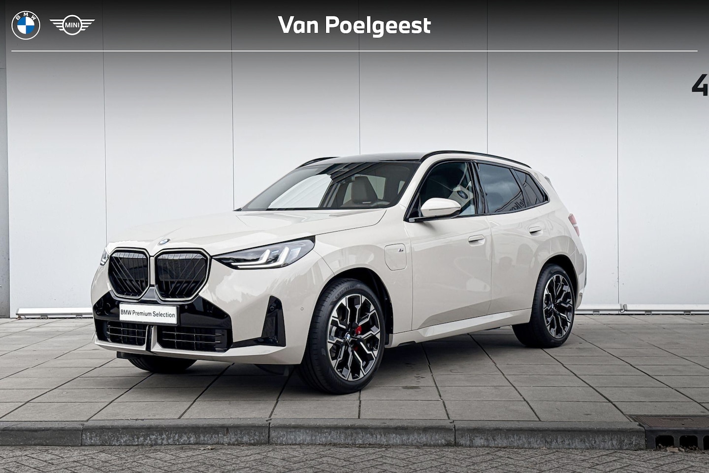 BMW X3 - 30e xDrive M-Sport Pro Harman Kardon / Head-Up / Trekhaak / Glazen panoramadak / Comfort A - AutoWereld.nl