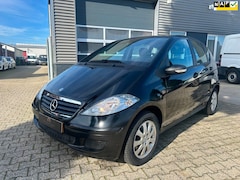 Mercedes-Benz A-klasse - 150 Classic Nieuwe distributieketting Groot scherm
