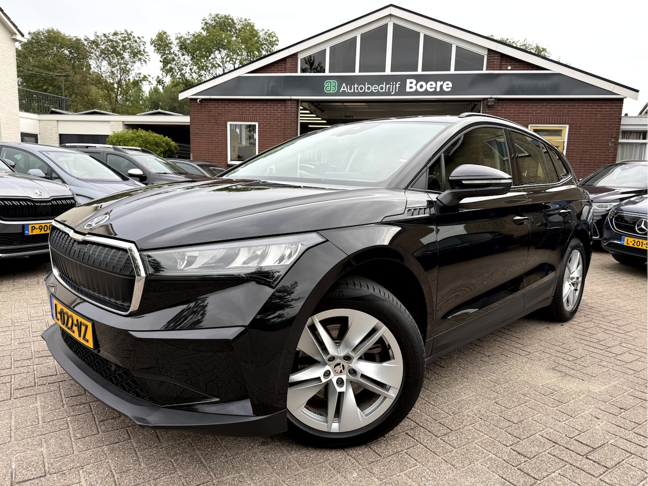 Skoda Enyaq iV - 60 SOH 93.7%, Leer, Trekhaak Camera - AutoWereld.nl