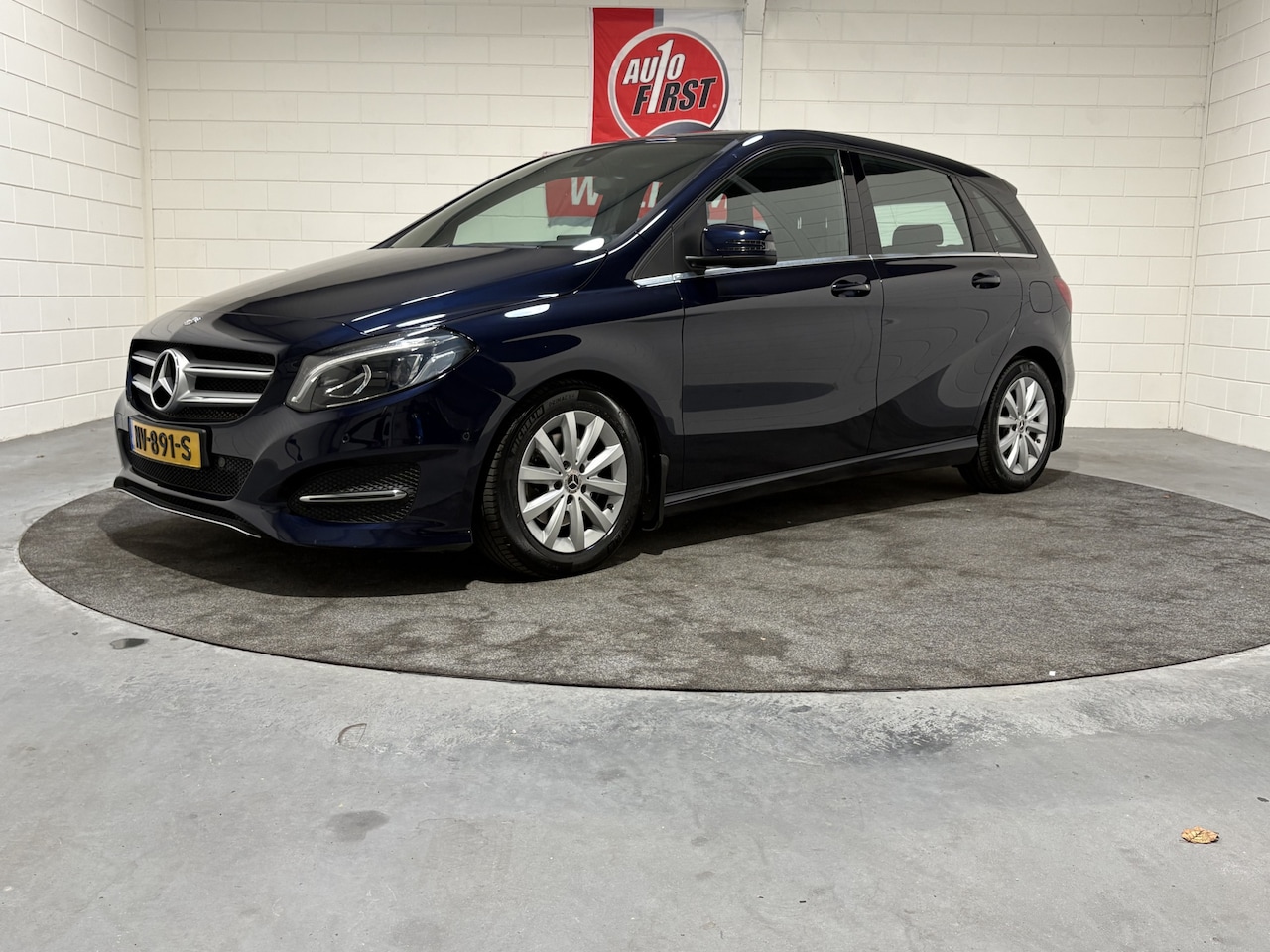 Mercedes-Benz B-klasse - 180 Business Solution 180 Business Solution, NL auto, 2e eigenaar, Airco, Cruise, Camera, Hoge instap, Prijs inc - AutoWereld.nl