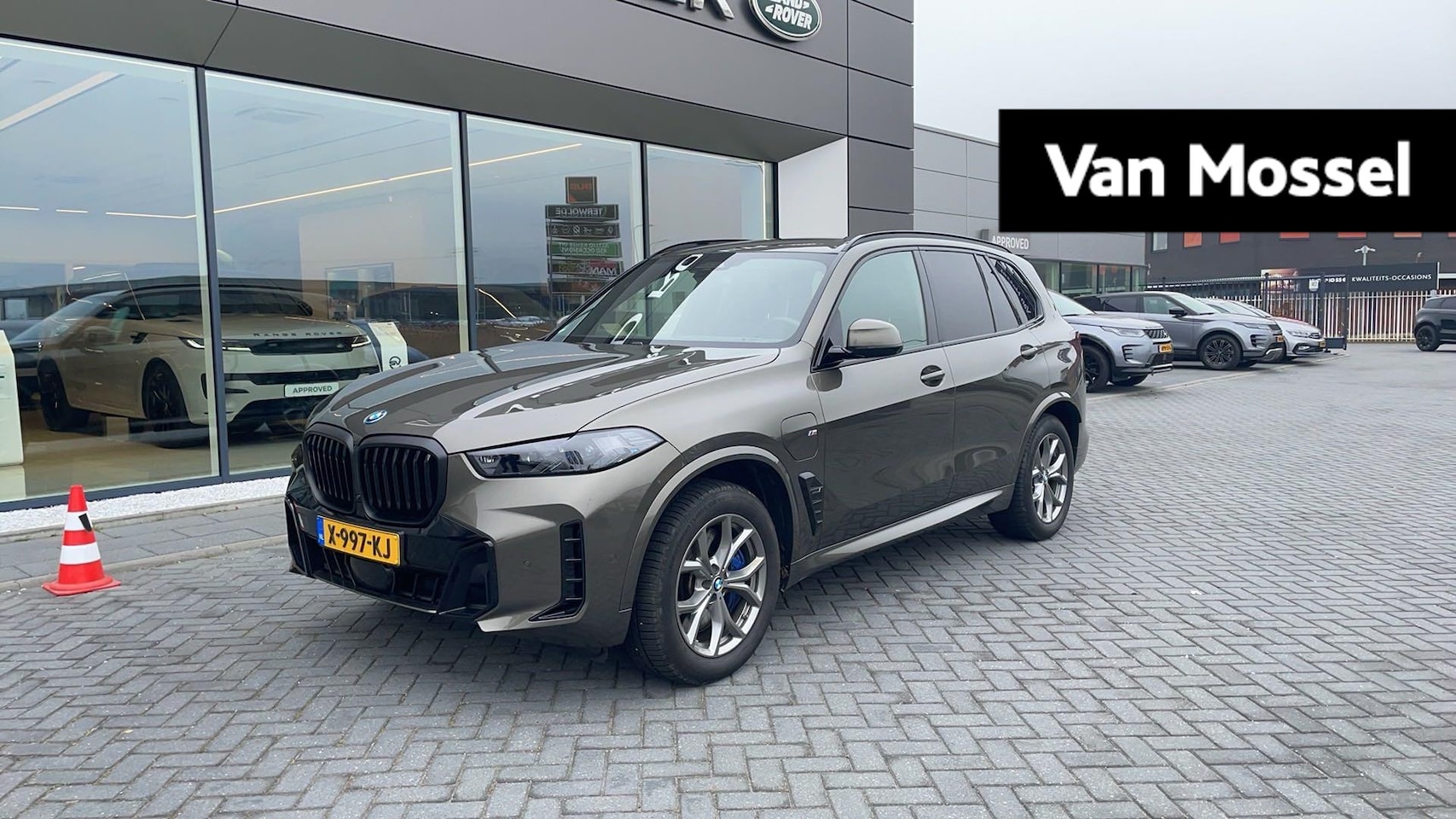 BMW X5 - xDrive50e Launch Edition BTW AUTO | PANORAMADAK | LUCHTVERING | HARMAN KARDON | STOELKOELI - AutoWereld.nl