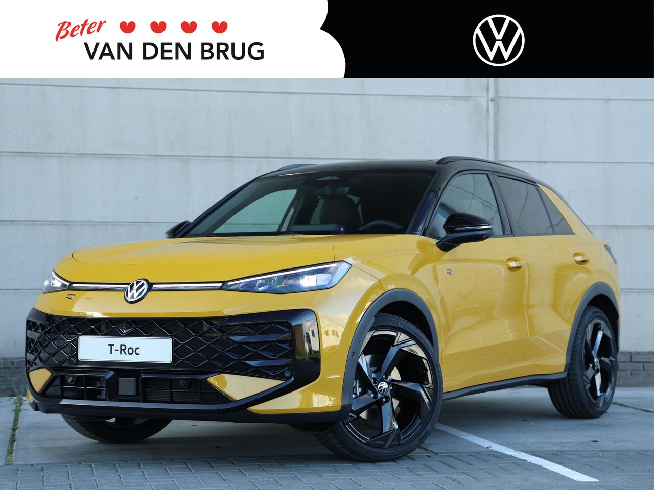 Volkswagen T-Roc - R-Line First Edition 1.5 eTSI 150 PK | LED Matrix | Panoramadak | Trekhaak | Black Style | - AutoWereld.nl