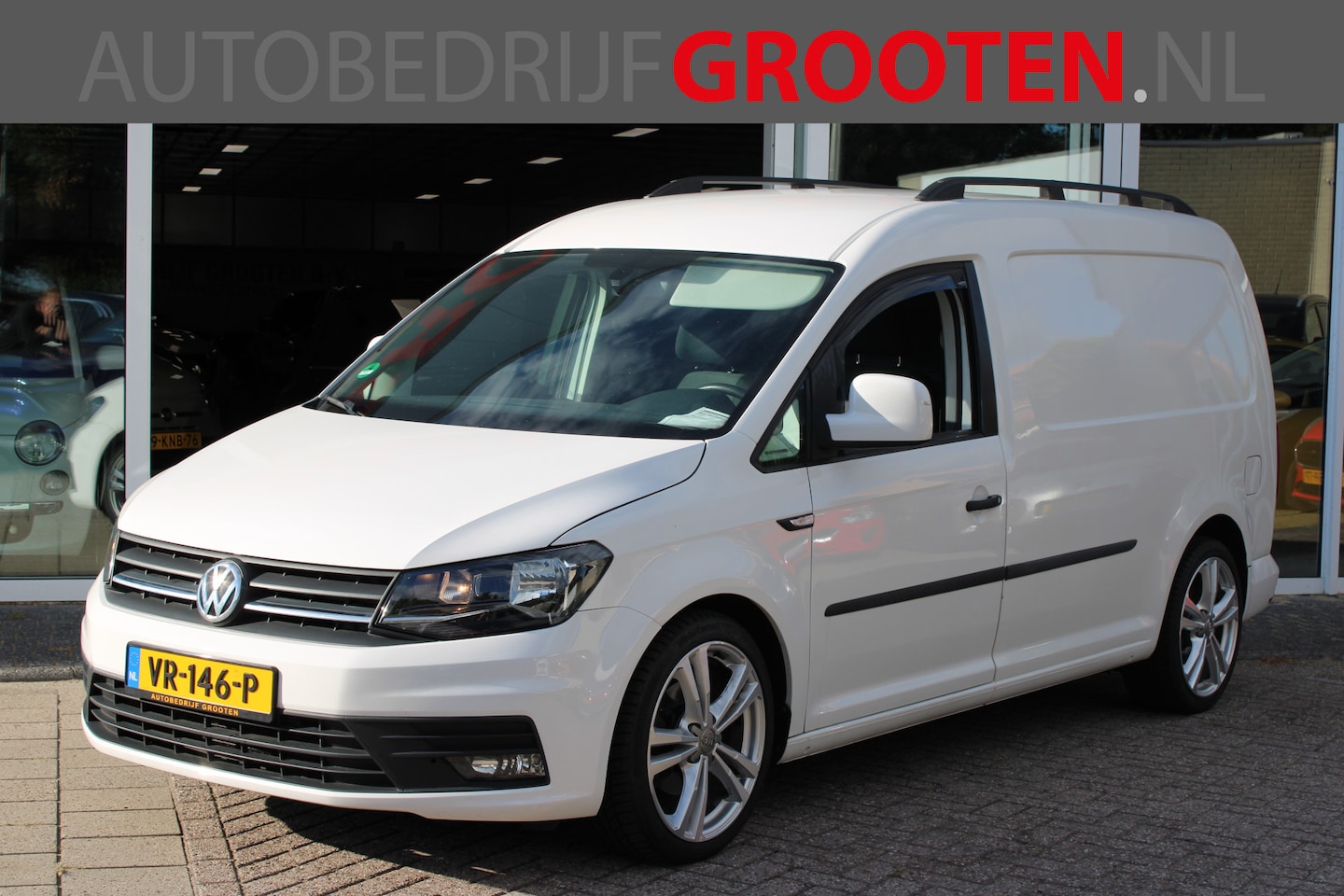 Volkswagen Caddy Maxi - 2.0 TDI L2H1 BMT Highline - AutoWereld.nl