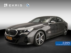 BMW i5 - Sedan eDrive40 | M-Sportpakket | LED | HUD | Active cruise | Trekhaak | Panoramadak | Comf