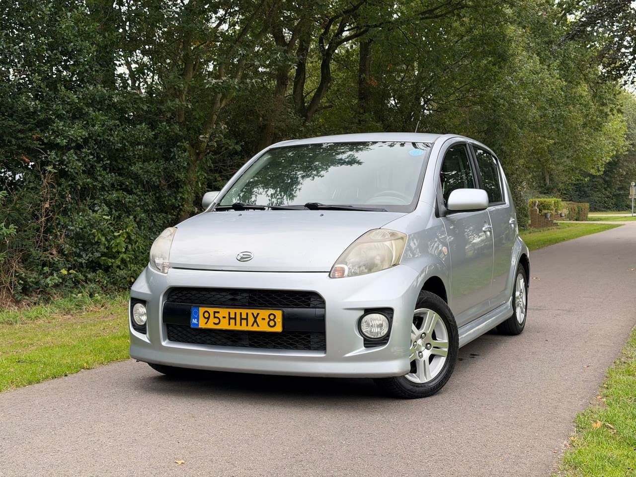 Daihatsu Sirion 2 - 1.3-16V Sport | Airco + Radio Nu € 1.450,-!!! - AutoWereld.nl