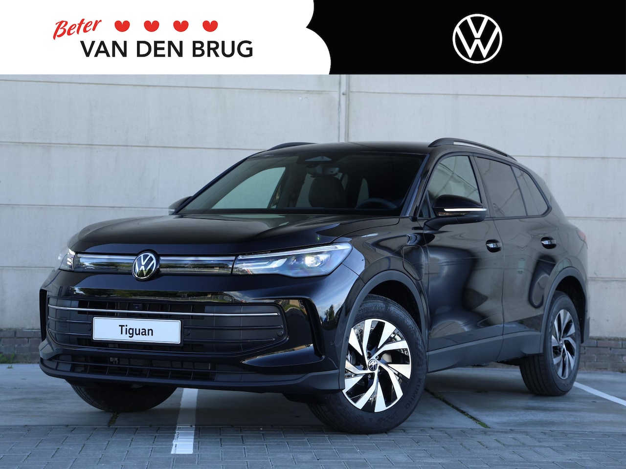 Volkswagen Tiguan - Limited Edition 1.5 eHybrid 204 PK | Trekhaak | Navigatie | Climatronic | 17" inch velgen - AutoWereld.nl