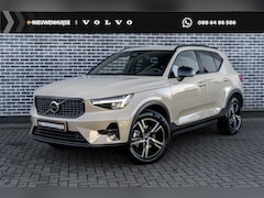 Volvo XC40 - 2.0 B4 Plus Dark | Trekhaak | Harman Kardon Audio | Achteruitrijcamera | Parkeersensoren |