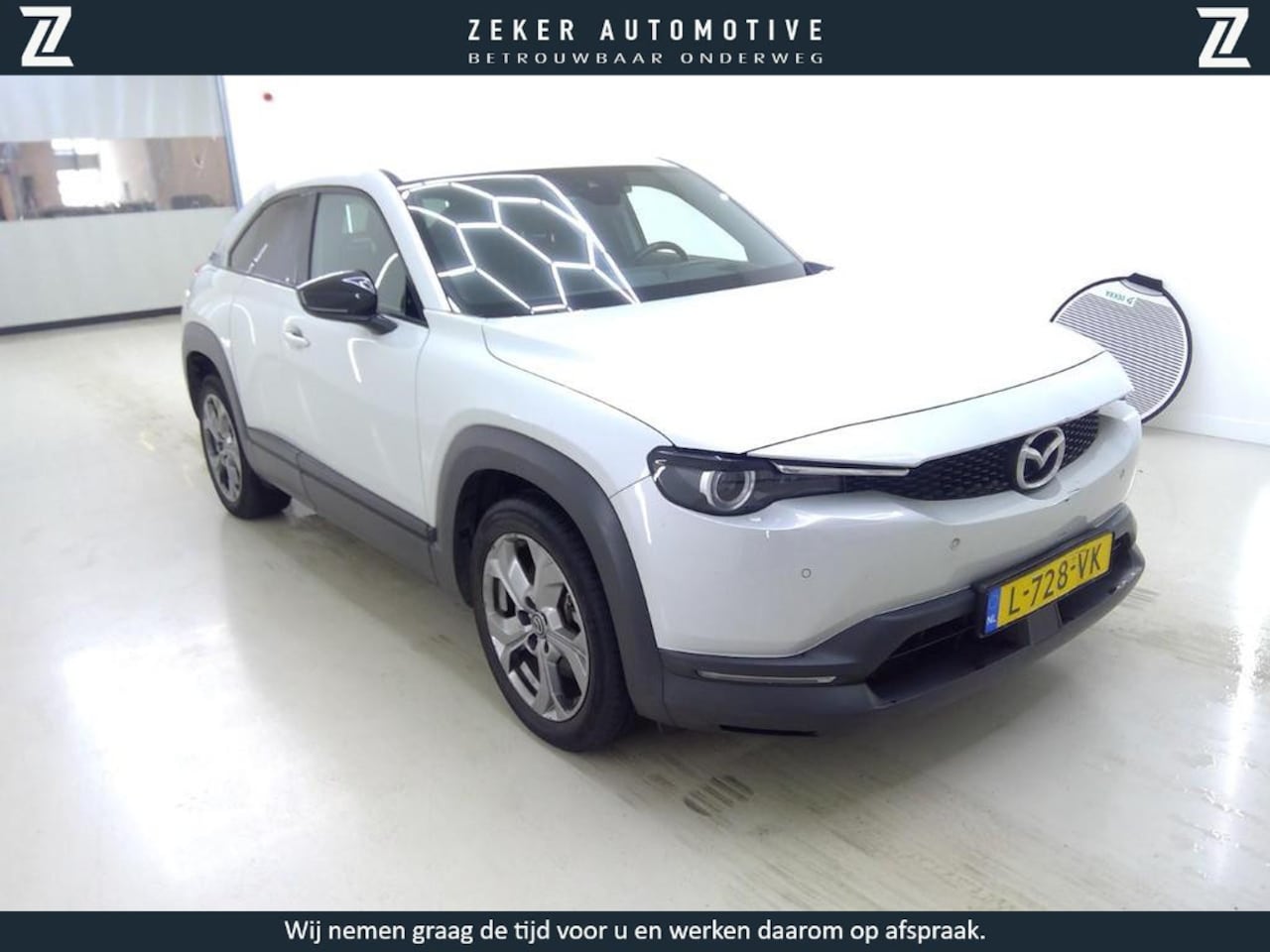 Mazda MX-30 - e-SkyActiv 145 Comfort 36 kWh Interieurpakket, Navigatie - AutoWereld.nl