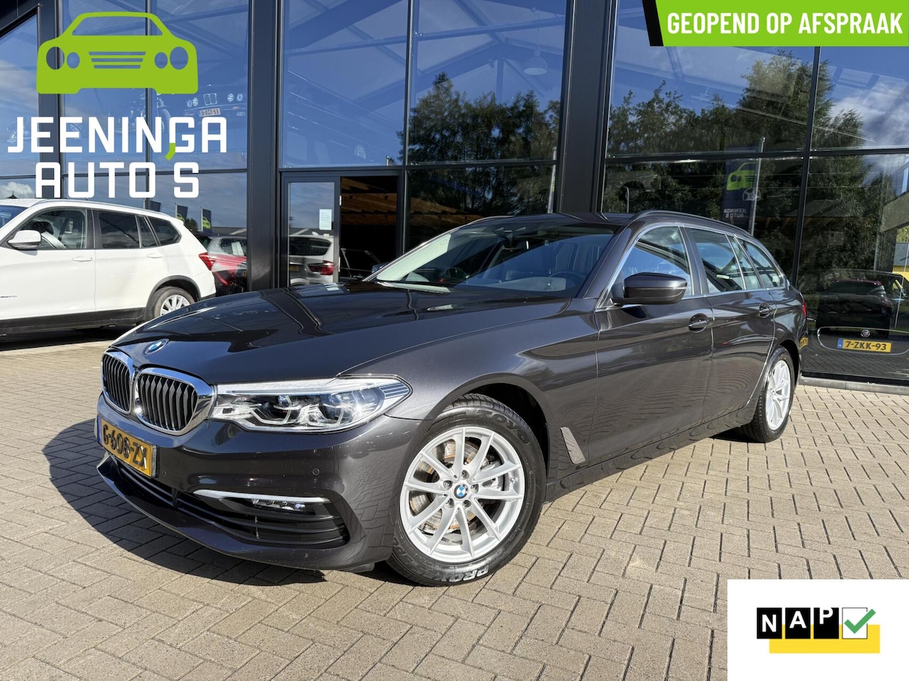 BMW 5-serie Touring - 520i High Executive Edition |Memory|Camera|Afn.Trekhaak - AutoWereld.nl