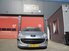 Peugeot 207 - 1.4 Color-line