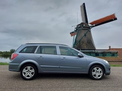 Opel Astra Wagon - 1.6 Essentia. AIRCO, CRUISE CONTROLE, TREKAHAAK, DAKDRAGERS