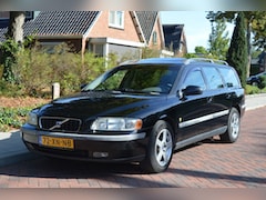 Volvo V70 - 2.4 Comfort Line trekhaak/schuifdak/inruilkoopje
