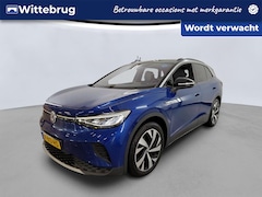 Volkswagen ID.4 - 204 pk First 77 kWh / Navigatie / 20"LM velgen / Camera / Parkeersensoren / Stoelverwarmin