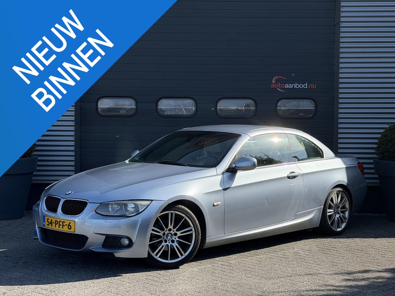 BMW 3-serie Cabrio - 320i High Executive M-Sport | Navigatie | Parkeersensoren | Lichtmetalen Velgen | Climate - AutoWereld.nl