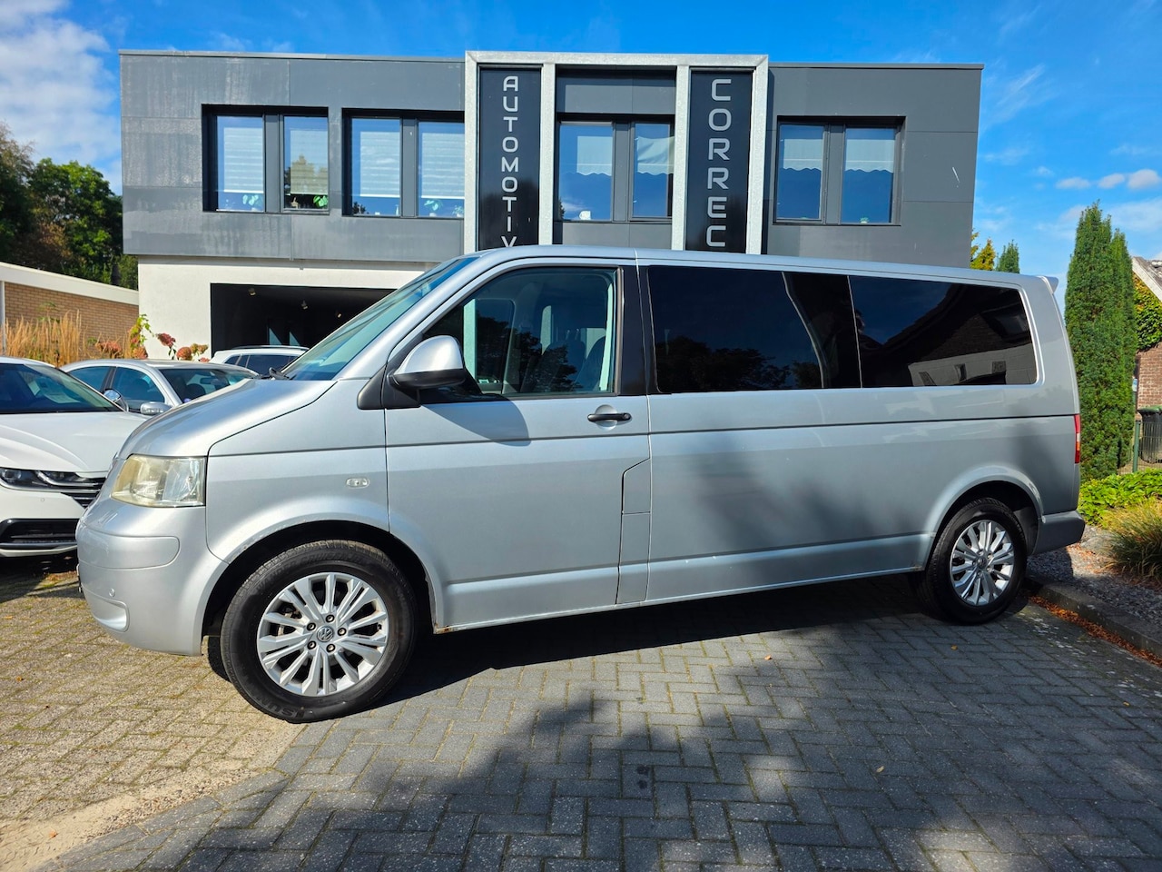 Volkswagen Transporter - 2.5 TDI Trendline DC |LEER|automaat|Airco| - AutoWereld.nl
