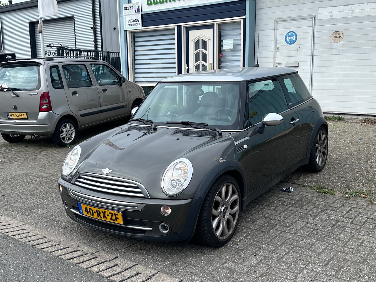 MINI 3-Deurs - 1.6 Cooper Park Lane koppeling hoog auto is rijdtbaar - AutoWereld.nl