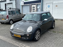 MINI 3-Deurs - 1.6 Cooper Park Lane koppeling hoog auto is rijdtbaar