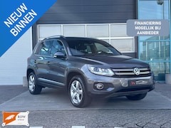 Volkswagen Tiguan - 2.0 TSI Track&Field 4Motion Full option