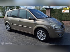 Renault Grand Scénic - 2.0-16V Automaat 7 persoons Navi Keyless start&Go Xenon