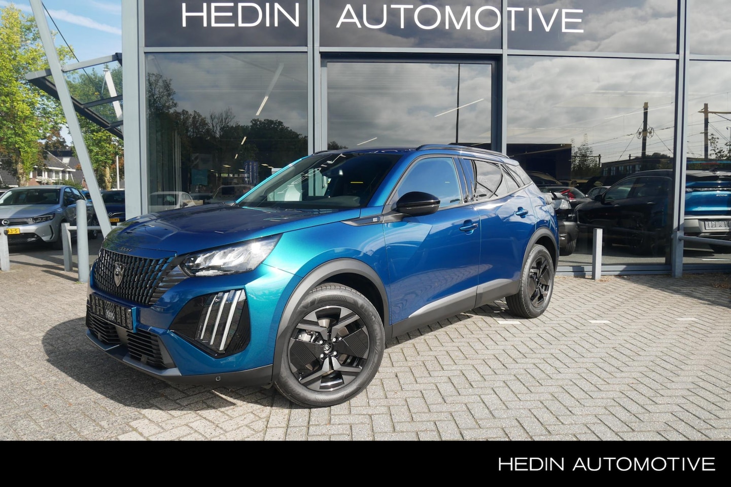 Peugeot e-2008 - EV Envy 54 kWh | Nieuwe Stoelen! | Camera | PDC Voor+Achter | Keyless Entry/Start | 17'' L - AutoWereld.nl