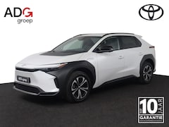 Toyota bZ4X - Dynamic 71 kWh | SOH 96, 7 % | Stoelverwarming | Stuurwiel verwarming |