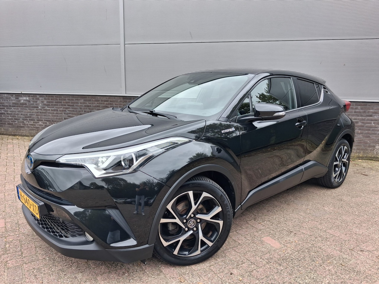Toyota C-HR - 1.8 Hybrid Dynamic 1.8 Hybrid Dynamic - AutoWereld.nl