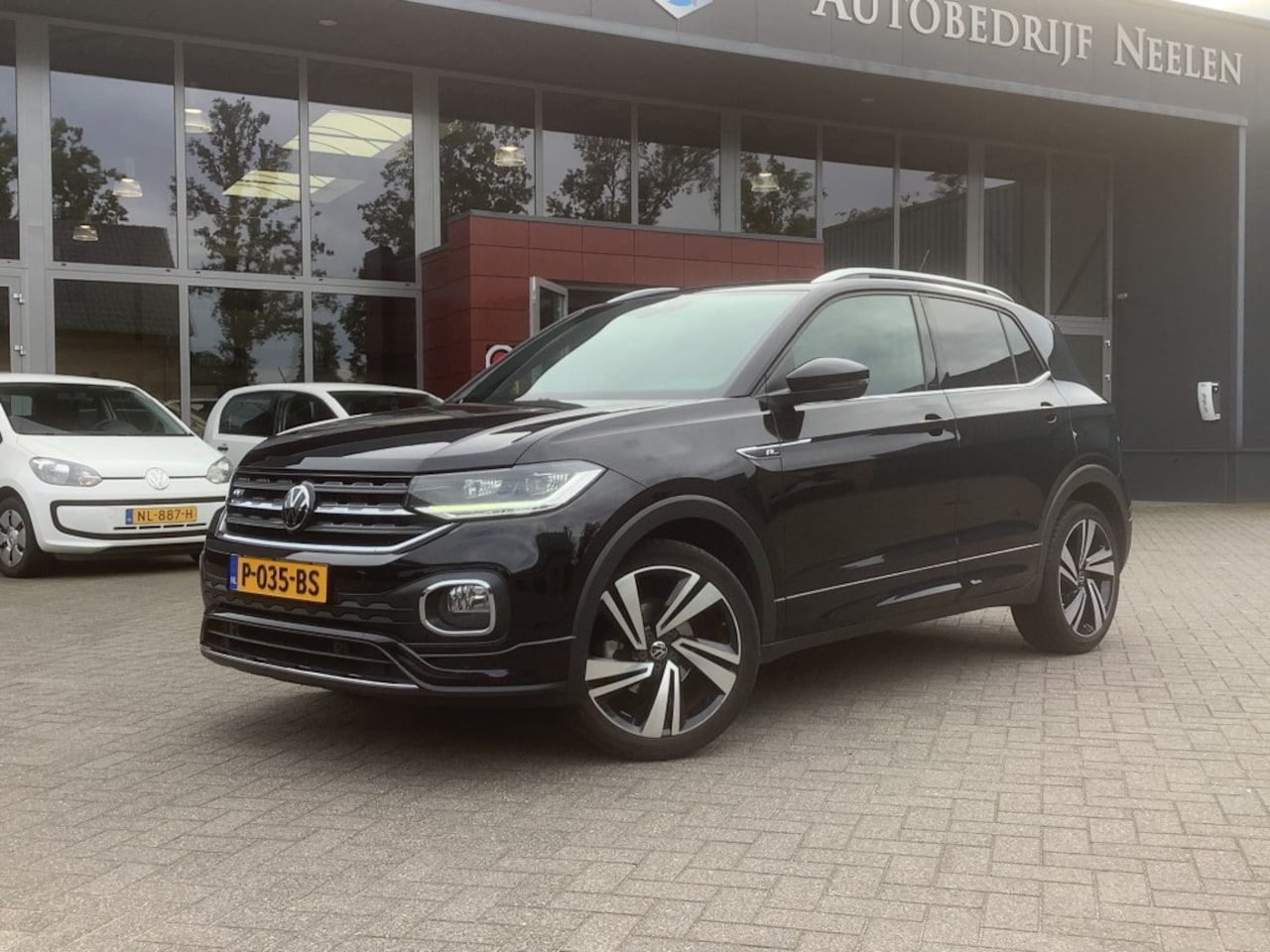 Volkswagen T-Cross - 1.5 TSI Aut. Business R-Line I trekhaak afn. - AutoWereld.nl
