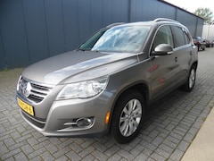 Volkswagen Tiguan - 2.0 TSI SPORTenST.4M