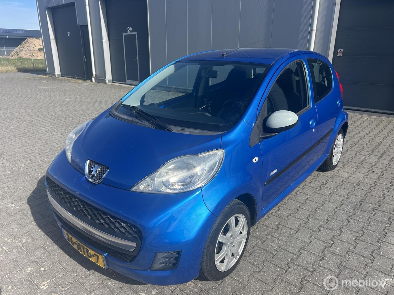 Peugeot 107 - 1.0-12V Millesim 200 NW apk - AutoWereld.nl