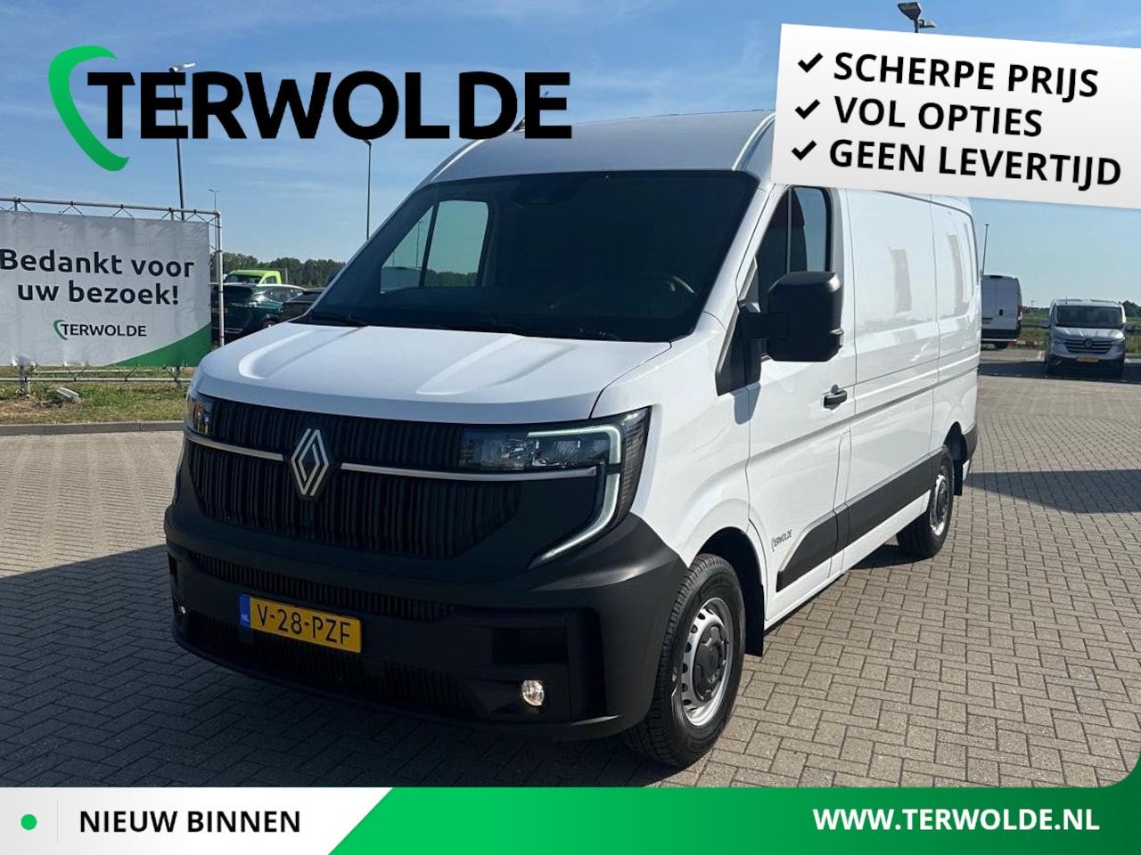 Renault Master E-Tech - GB L2H2 T35 E-Tech 140 pk long range advance | Navigatie | Trekhaak | Achteruitrijcamera | - AutoWereld.nl