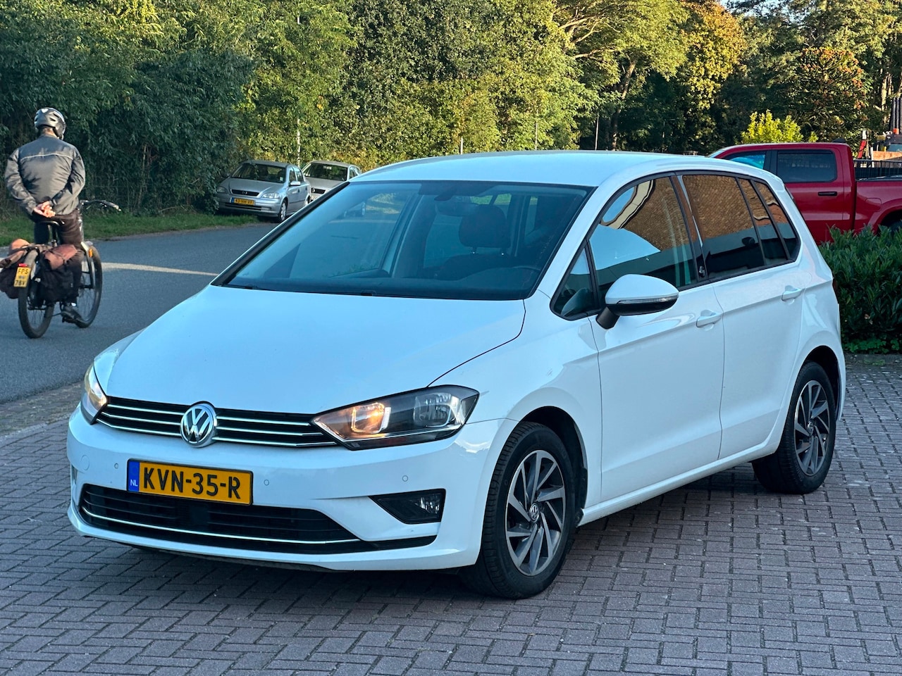 Volkswagen Golf Sportsvan - 1.4 TSI Highline 1.4 TSI Highline - AutoWereld.nl