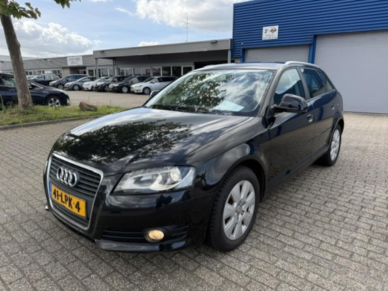 Audi A3 Sportback - 1.6 TDI Attraction Pro Line Business 1.6 TDI Attraction Pro Line Business - AutoWereld.nl